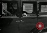 Image Instructions sur la conduite d'une Ford modèle T United States USA, 1922, de la seconde 13 séquences d'archives historiques vidéo 65675031974