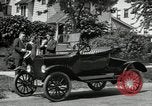 Standbild Ford Model T Auto United States USA, 1922, aus Sekunde 28 historischem Filmmaterial Videoclip 65675031977