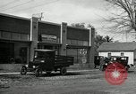 Standbild Ford Fahrzeugen United States USA, 1922, aus Sekunde 28 historischem Filmmaterial Videoclip 65675031979