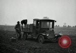 Standbild Ford Model T Lkw United States USA, 1922, aus Sekunde 4 historischem Filmmaterial Videoclip 65675031980