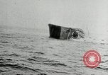 Standbild Single Trichter Frachter Untergang United States USA, 1919, aus Sekunde 17 historischem Filmmaterial Videoclip 65675031981