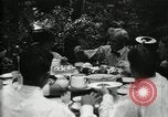 Standbild Gruppe Camping Maryland United States USA, 1921, aus Sekunde 30 historischem Filmmaterial Videoclip 65675032006