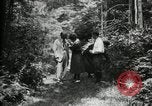 Immagine di Gruppo camping Maryland United States USA, 1921, secondo 27 filmato di repertorio 65675032007