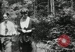 Immagine di Gruppo camping Maryland United States USA, 1921, secondo 43 filmato di repertorio 65675032007