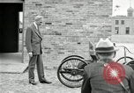 Image quadricycle Detroit Michigan USA, 1927, de la seconde 19 séquences d'archives historiques vidéo 65675032013