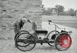 Image quadricycle Detroit Michigan USA, 1927, de la seconde 31 séquences d'archives historiques vidéo 65675032013