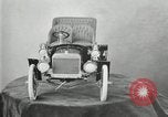 Standbild Ford altes Modell Autos Detroit Michigan USA, 1927, aus Sekunde 30 historischem Filmmaterial Videoclip 65675032017