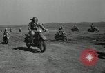 Standbild Erste Kampfübungen der gepanzerten Division Kentucky United States USA, 1941, aus Sekunde 14 historischem Filmmaterial Videoclip 65675032023