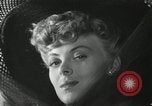 Standbild Ostern Hüte New York United States USA, 1941, aus Sekunde 48 historischem Filmmaterial Videoclip 65675032024