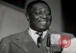 Immagine di Louis Armstrong Hollywood Los Angeles California USA, 1943, secondo 7 filmato di repertorio 65675032038