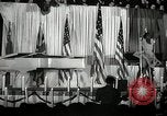 Image Josh White joue alors que Pearl Primus danses New York City USA, 1944, de la seconde 31 séquences d'archives historiques vidéo 65675032044