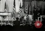 Image Josh White joue alors que Pearl Primus danses New York City USA, 1944, de la seconde 35 séquences d'archives historiques vidéo 65675032044