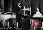 Image Paul Robeson lors de son 46e anniversaire New York City USA, 1944, de la seconde 10 séquences d'archives historiques vidéo 65675032045