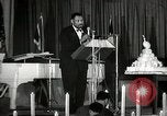 Image Paul Robeson lors de son 46e anniversaire New York City USA, 1944, de la seconde 18 séquences d'archives historiques vidéo 65675032045