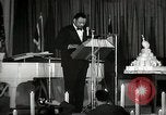 Image Paul Robeson lors de son 46e anniversaire New York City USA, 1944, de la seconde 31 séquences d'archives historiques vidéo 65675032045