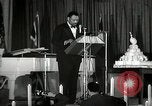 Image Paul Robeson lors de son 46e anniversaire New York City USA, 1944, de la seconde 32 séquences d'archives historiques vidéo 65675032045