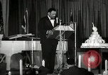 Image Paul Robeson lors de son 46e anniversaire New York City USA, 1944, de la seconde 33 séquences d'archives historiques vidéo 65675032045