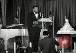 Image Paul Robeson lors de son 46e anniversaire New York City USA, 1944, de la seconde 43 séquences d'archives historiques vidéo 65675032045