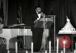 Image Paul Robeson parle de lutte africaine américaine New York City USA, 1944, de la seconde 15 séquences d'archives historiques vidéo 65675032046