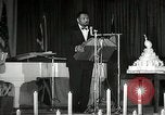Image Paul Robeson parle de lutte africaine américaine New York City USA, 1944, de la seconde 24 séquences d'archives historiques vidéo 65675032046