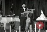 Image Paul Robeson parle de lutte africaine américaine New York City USA, 1944, de la seconde 27 séquences d'archives historiques vidéo 65675032046