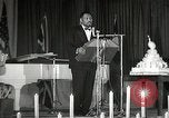 Image Paul Robeson parle de lutte africaine américaine New York City USA, 1944, de la seconde 30 séquences d'archives historiques vidéo 65675032046