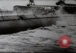 Standbild deutsche Angriff auf England im Englischen Kanal, 1941, aus Sekunde 53 historischem Filmmaterial Videoclip 65675032049