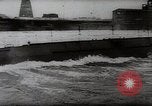 Standbild deutsche Angriff auf England im Englischen Kanal, 1941, aus Sekunde 55 historischem Filmmaterial Videoclip 65675032049