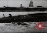 Standbild deutsche Angriff auf England im Englischen Kanal, 1941, aus Sekunde 57 historischem Filmmaterial Videoclip 65675032049