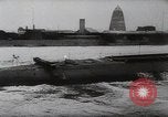 Standbild deutsche Angriff auf England im Englischen Kanal, 1941, aus Sekunde 58 historischem Filmmaterial Videoclip 65675032049