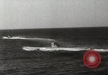 Standbild deutsche U-Boote Angriff britischer Versand Zweiten Weltkrieg im Englischen Kanal, 1941, aus Sekunde 5 historischem Filmmaterial Videoclip 65675032050