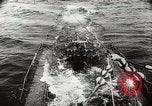 Standbild deutsche U-Boote Angriff britischer Versand Zweiten Weltkrieg im Englischen Kanal, 1941, aus Sekunde 31 historischem Filmmaterial Videoclip 65675032050