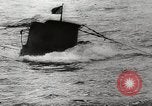Standbild deutsche U-Boote Angriff britischer Versand Zweiten Weltkrieg im Englischen Kanal, 1941, aus Sekunde 38 historischem Filmmaterial Videoclip 65675032050