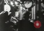 Standbild deutsche U-Boote Angriff britischer Versand Zweiten Weltkrieg im Englischen Kanal, 1941, aus Sekunde 49 historischem Filmmaterial Videoclip 65675032050
