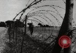 Standbild deutsche Angriff über England als britische einen Krieg vorbereiten London England Vereinigtes Königreich, 1941, aus Sekunde 1 historischem Filmmaterial Videoclip 65675032053