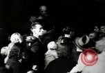 Standbild deutsche Angriff über England als britische einen Krieg vorbereiten London England Vereinigtes Königreich, 1941, aus Sekunde 41 historischem Filmmaterial Videoclip 65675032053