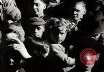 Standbild deutsche Angriff über England als britische einen Krieg vorbereiten London England Vereinigtes Königreich, 1941, aus Sekunde 44 historischem Filmmaterial Videoclip 65675032053