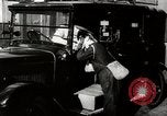 Standbild deutsche Angriff über England als britische einen Krieg vorbereiten London England Vereinigtes Königreich, 1941, aus Sekunde 46 historischem Filmmaterial Videoclip 65675032053