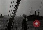 Standbild deutsche Angriff über England als britische einen Krieg vorbereiten London England Vereinigtes Königreich, 1941, aus Sekunde 56 historischem Filmmaterial Videoclip 65675032053