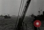 Standbild deutsche Angriff über England als britische einen Krieg vorbereiten London England Vereinigtes Königreich, 1941, aus Sekunde 58 historischem Filmmaterial Videoclip 65675032053