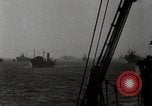 Standbild deutsche Angriff über England als britische einen Krieg vorbereiten London England Vereinigtes Königreich, 1941, aus Sekunde 60 historischem Filmmaterial Videoclip 65675032053