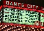 Standbild A Chorus Line und Andere Broadway Shows New York City USA, 1976, aus Sekunde 11 historischem Filmmaterial Videoclip 65675032055