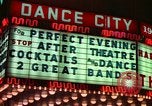 Standbild A Chorus Line und Andere Broadway Shows New York City USA, 1976, aus Sekunde 14 historischem Filmmaterial Videoclip 65675032055