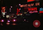 Immagine di Persone ed edifici Manhattan New York City USA, 1976, secondo 48 filmato di repertorio 65675032058