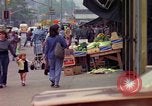 Immagine di Persone ed edifici nella città di New York New York City USA, 1976, secondo 26 filmato di repertorio 65675032059