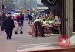 Immagine di Persone ed edifici nella città di New York New York City USA, 1976, secondo 52 filmato di repertorio 65675032059