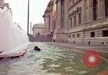 Immagine di Persone ed edifici New York City USA, 1976, secondo 8 filmato di repertorio 65675032060