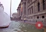 Immagine di Persone ed edifici New York City USA, 1976, secondo 22 filmato di repertorio 65675032060