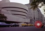 Immagine di Persone ed edifici New York City USA, 1976, secondo 41 filmato di repertorio 65675032060