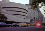 Immagine di Persone ed edifici New York City USA, 1976, secondo 43 filmato di repertorio 65675032060
